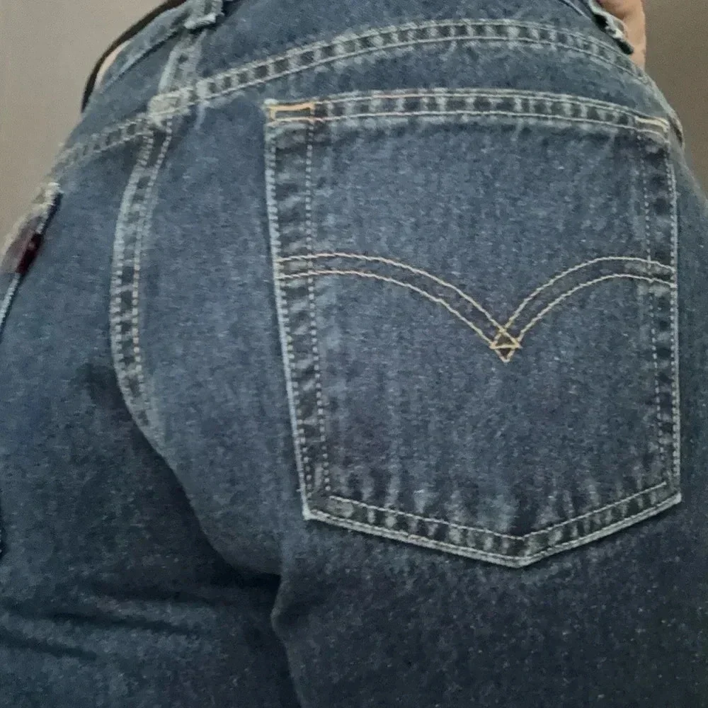 Levi’s Vintage 505 Lower Rise Straight Leg Blank Red Tab Jeans Women’s s…